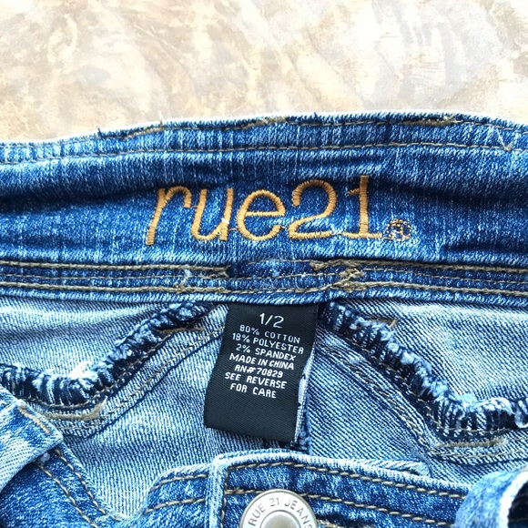 NFS - Rue21 Denim Bermuda Shorts 💙 Size 1/2, EUC - Picture 2 of 8